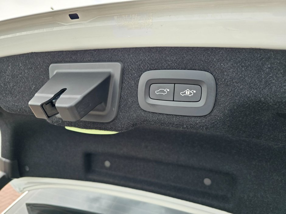 2020 Volvo S90 INSCRIPTION-17
