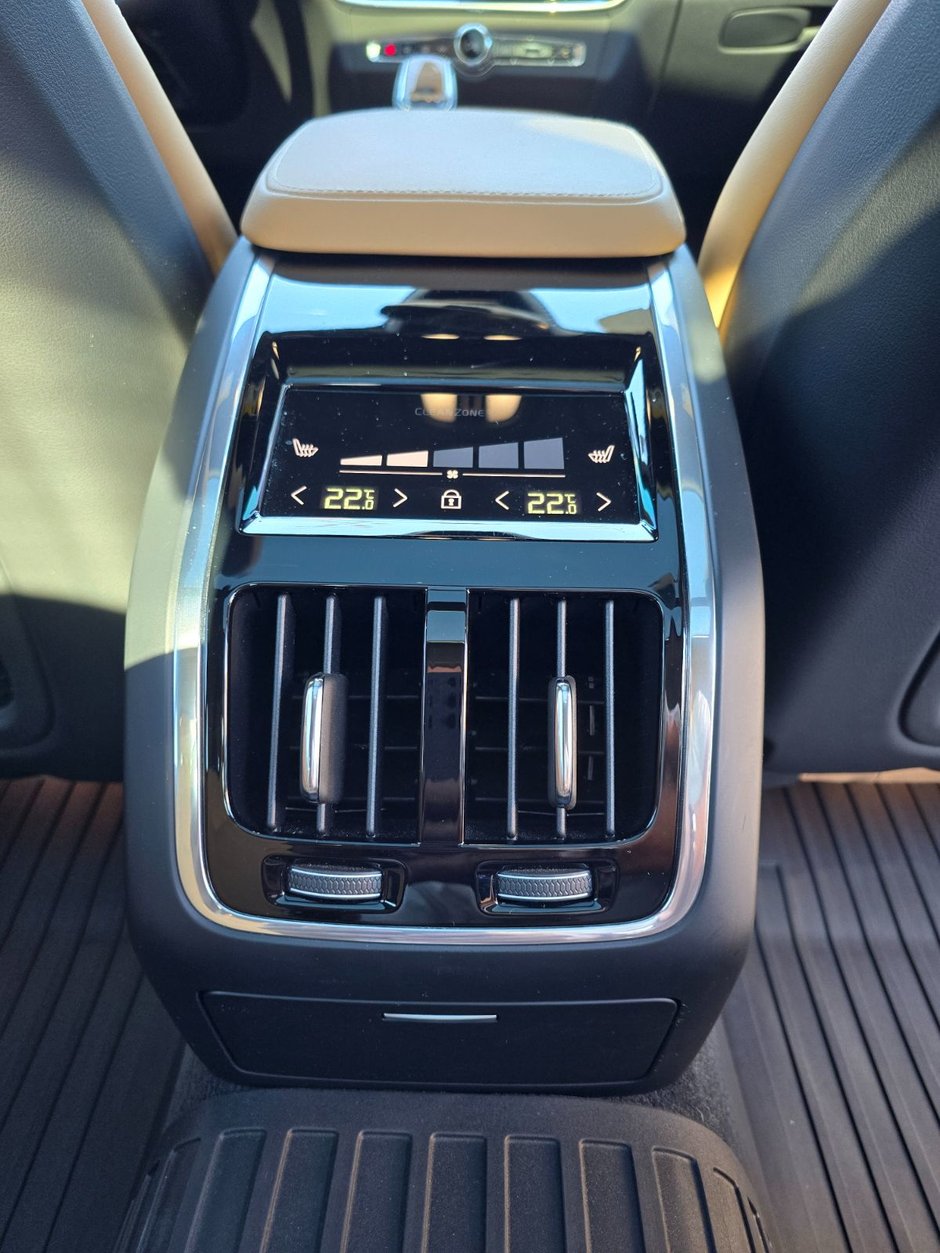 2022 Volvo S90 INSCRIPTION-20