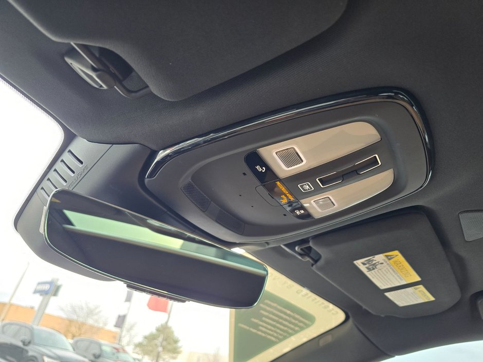 2022 Volvo S90 INSCRIPTION-27