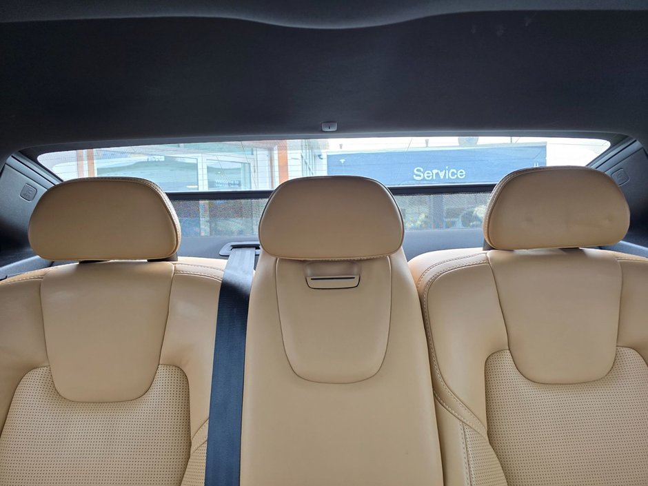 2022 Volvo S90 INSCRIPTION-25