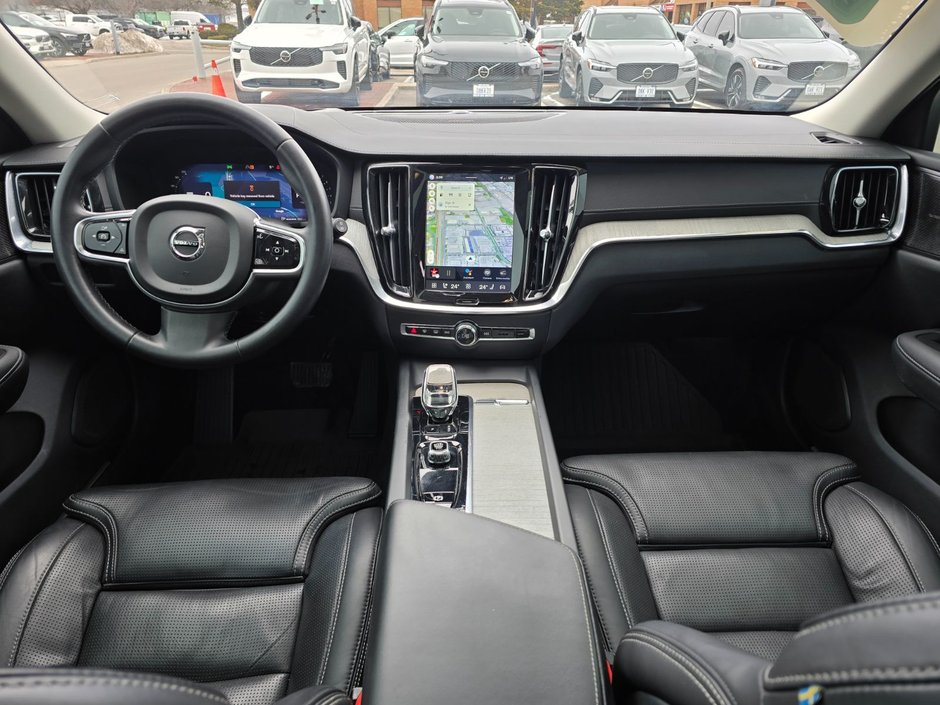 2023 Volvo V60 CROSS COUNTRY ULTIMATE-4