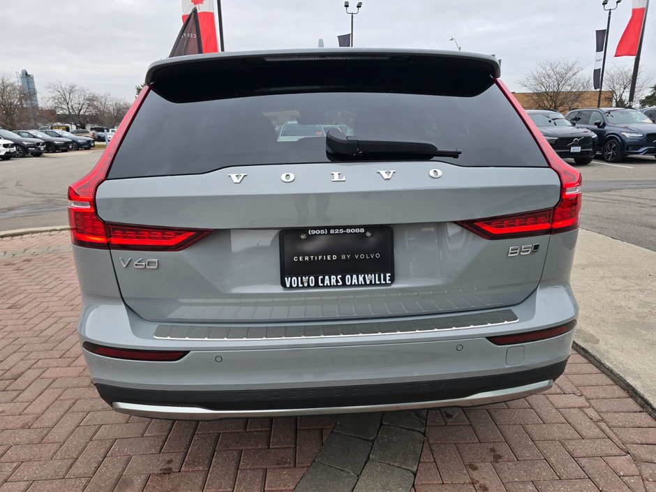 2025 Volvo V60 CROSS COUNTRY PLUS-13