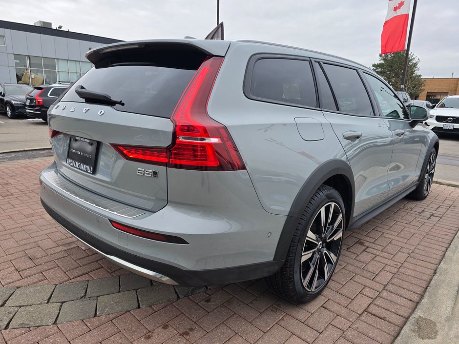 2025 Volvo V60 CROSS COUNTRY PLUS-14