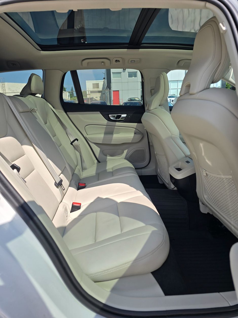 2025 Volvo V60 CROSS COUNTRY PLUS-19