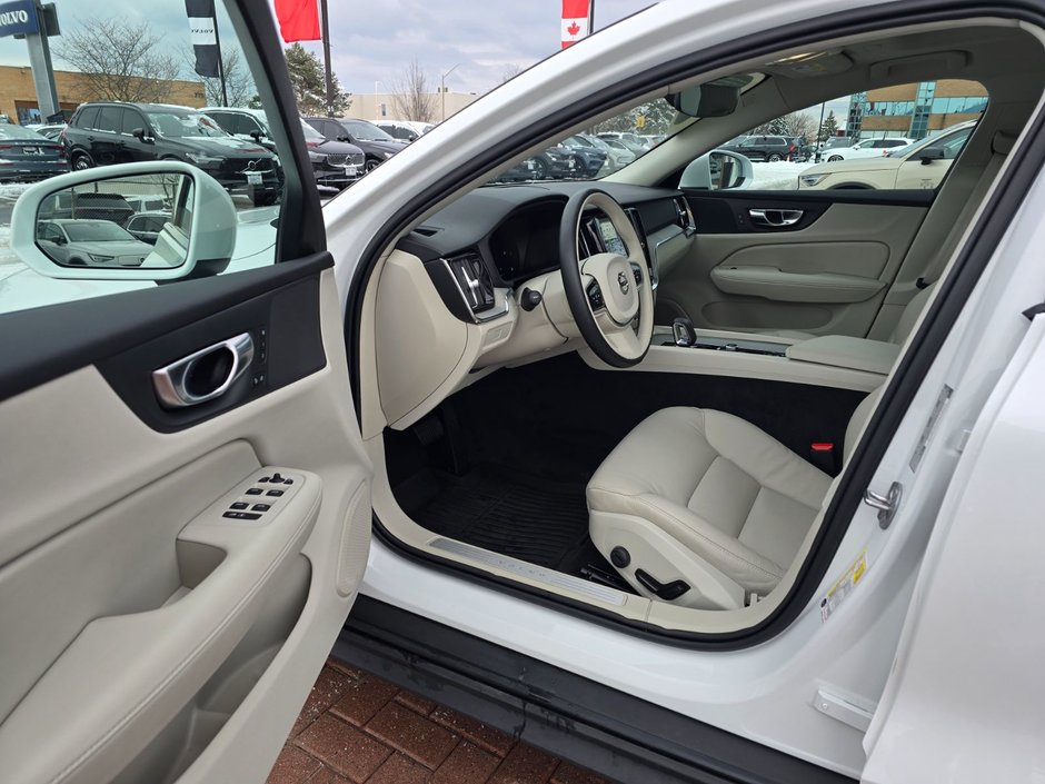 2025 Volvo V60 CROSS COUNTRY PLUS-10