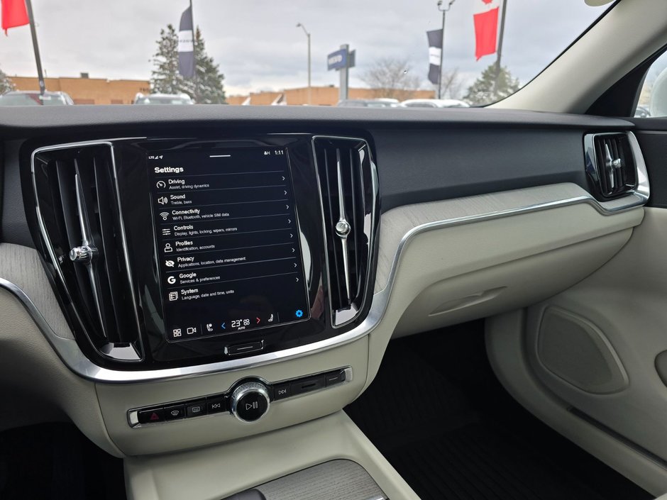 2025 Volvo V60 CROSS COUNTRY PLUS-27