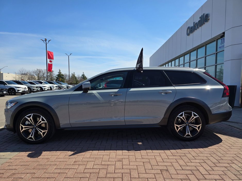 2024 Volvo V90 Cross Country PLUS-9