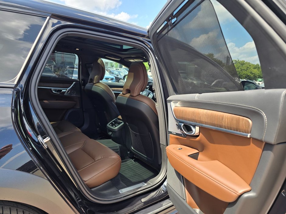 2025 Volvo V90 Cross Country ULTRA-21