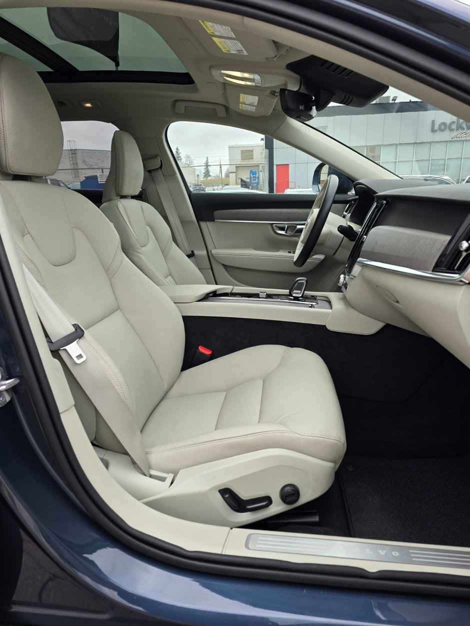 2025 Volvo V90 CROSS COUNTRY PLUS-23