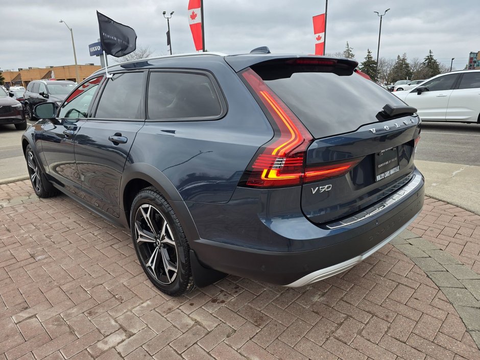2025 Volvo V90 CROSS COUNTRY PLUS-11