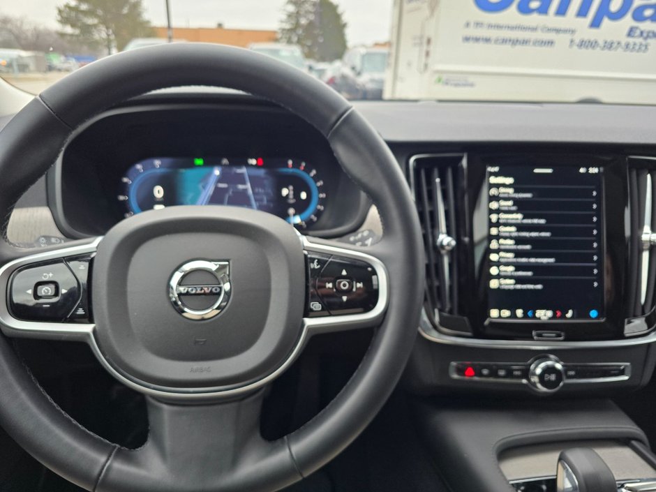 2025 Volvo V90 CROSS COUNTRY PLUS-27