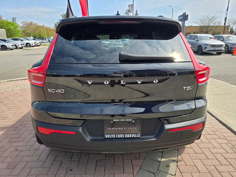 2021 Volvo XC40 R-DESIGN-13