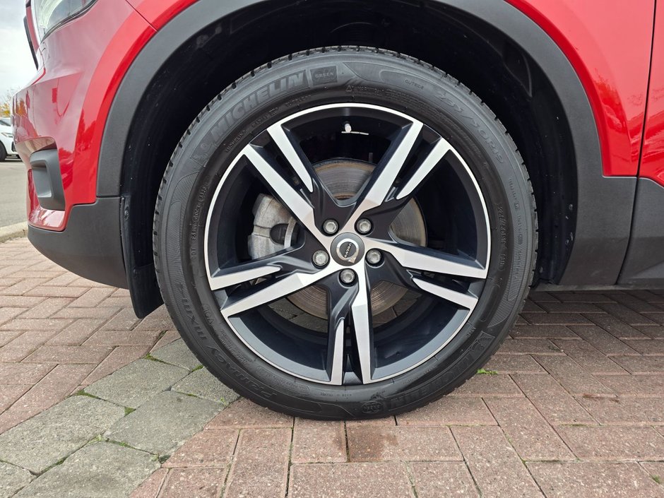 2021 Volvo XC40 R-DESIGN-7