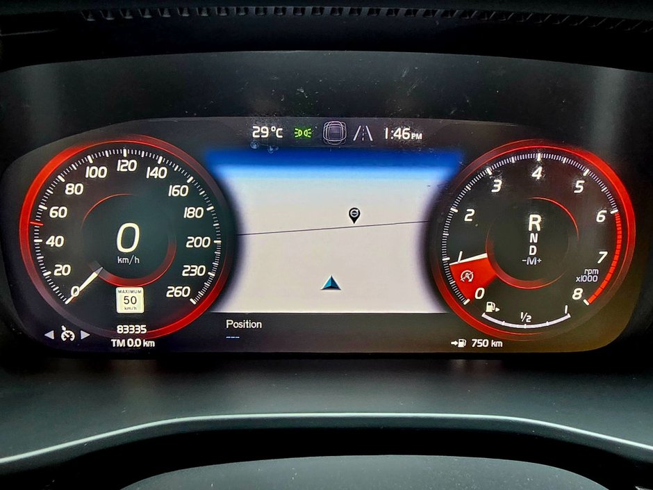 2022 Volvo XC40 R-DESIGN-1