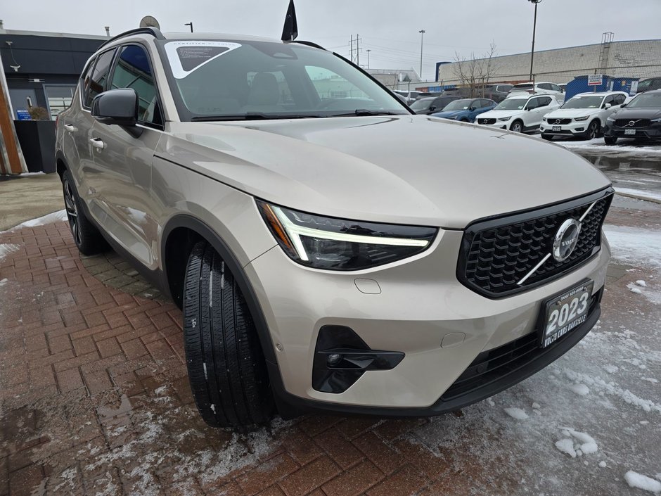 2023 Volvo XC40 ULTIMATE DARK THEME-5