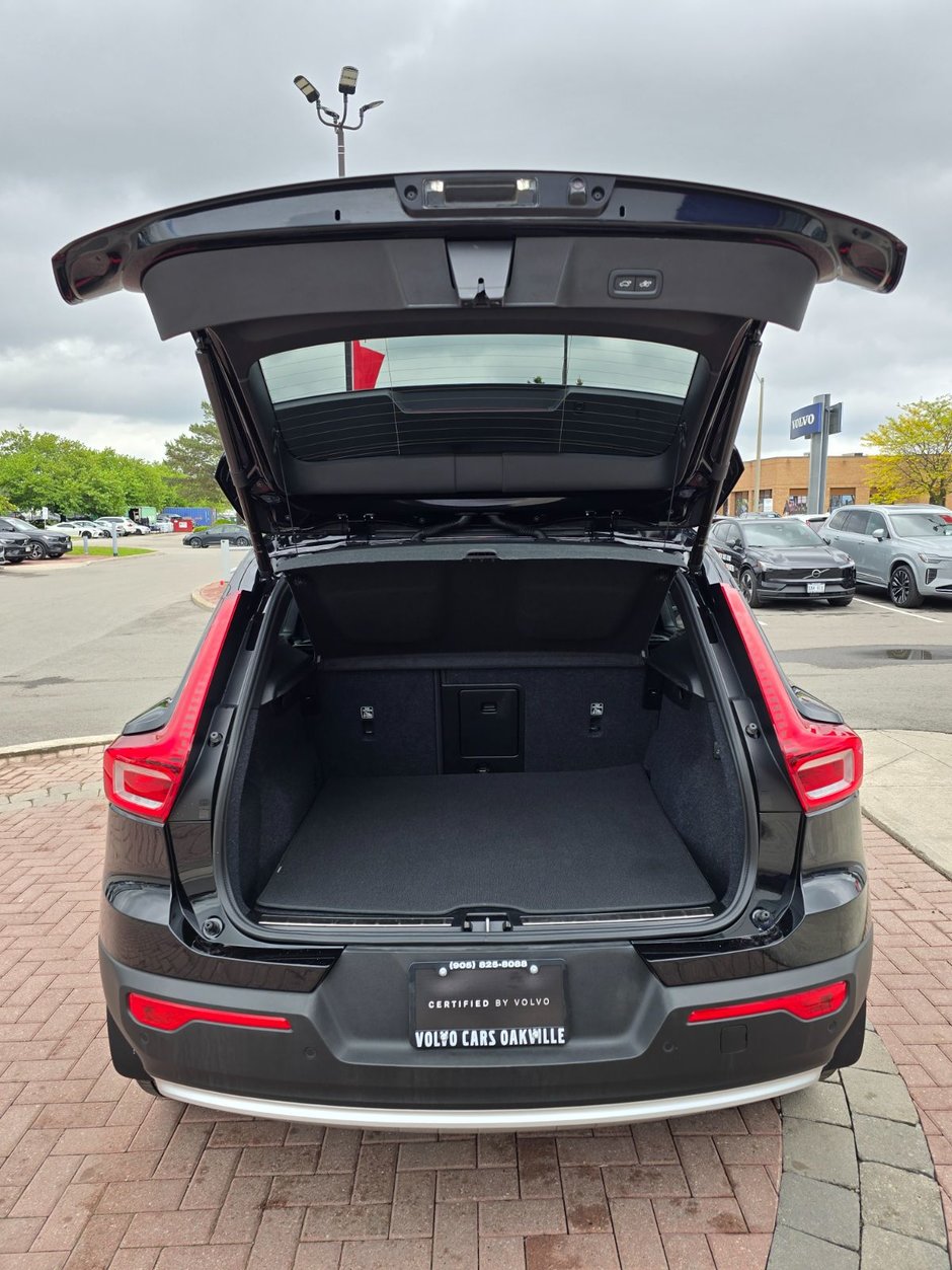 2024 Volvo XC40 PLUS BRIGHT THEME-15