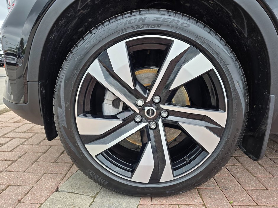 2024 Volvo XC40 PLUS BRIGHT THEME-7