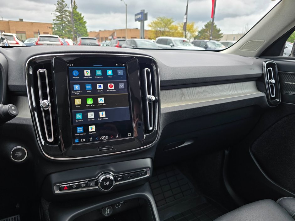 2024 Volvo XC40 PLUS BRIGHT THEME-28