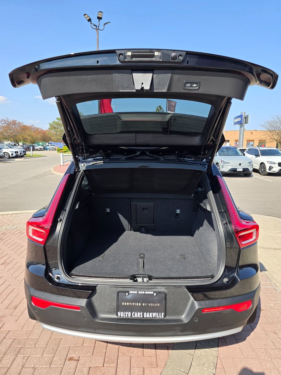 2024 Volvo XC40 PLUS BRIGHT THEME-15