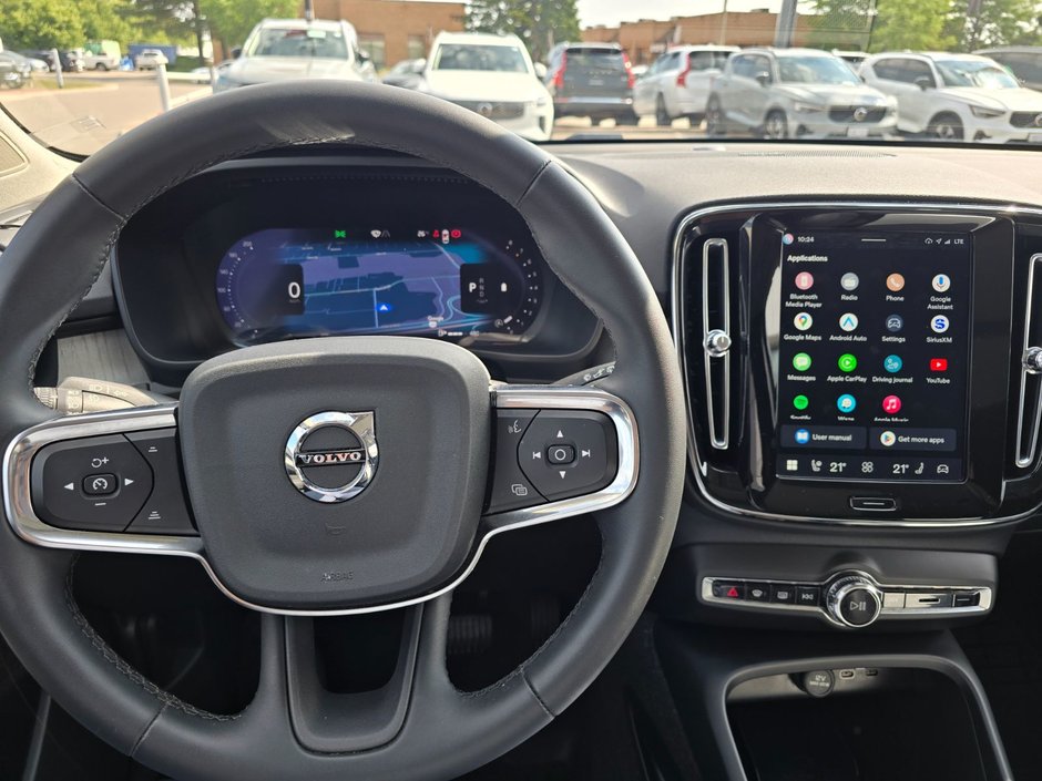 2024 Volvo XC40 ULTIMATE DARK THEME-27