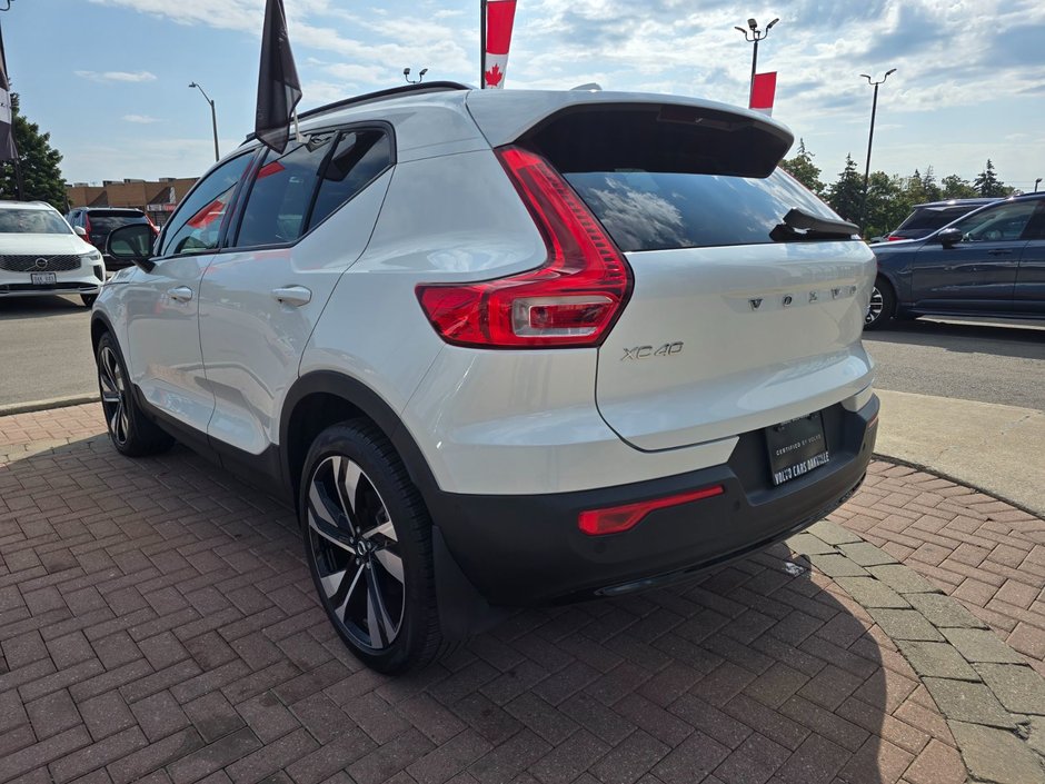 2024 Volvo XC40 ULTIMATE DARK THEME-11