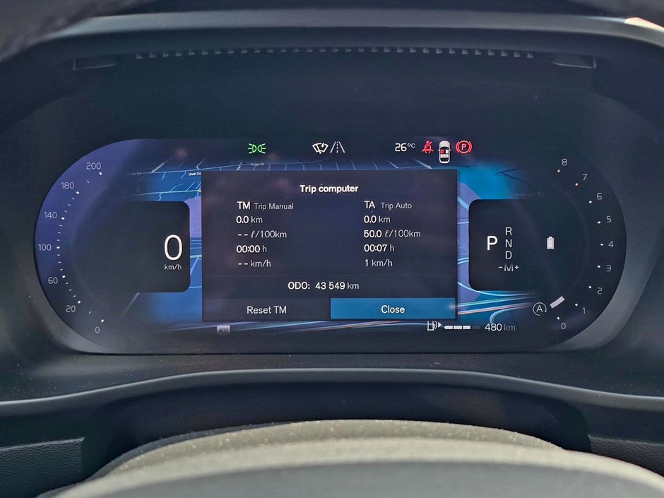 2024 Volvo XC40 ULTIMATE DARK THEME-1