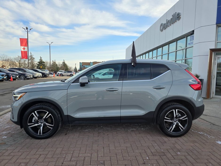 2025 Volvo XC40 CORE BRIGHT THEME-9