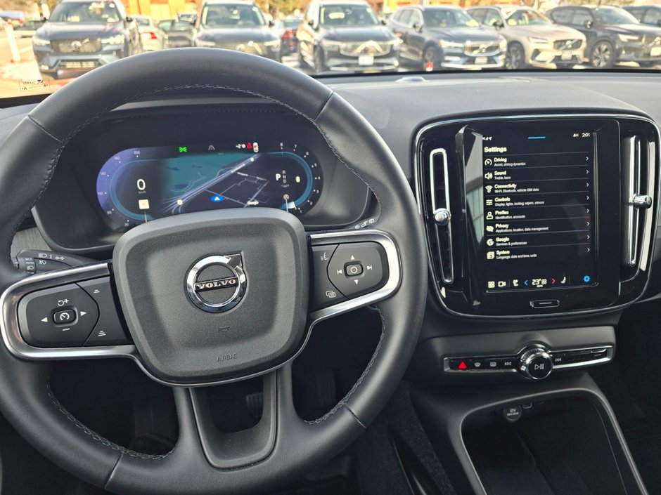 2025 Volvo XC40 CORE BRIGHT THEME-26
