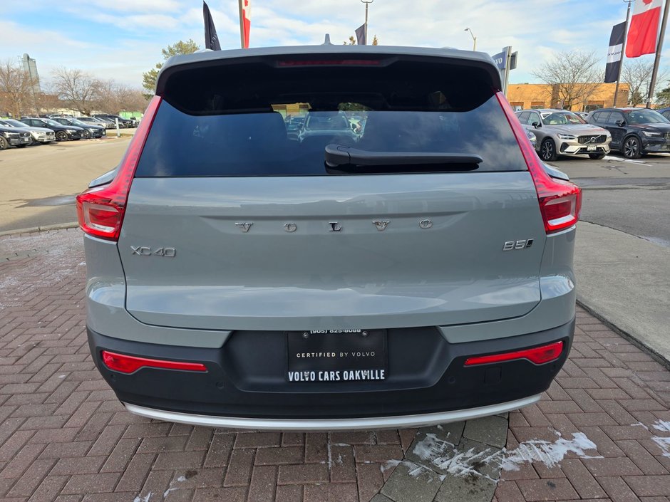 2025 Volvo XC40 CORE BRIGHT THEME-13