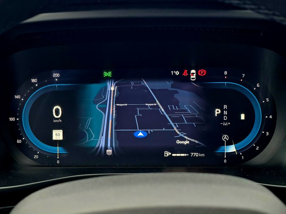 2025 Volvo XC40 PLUS DARK THEME-26