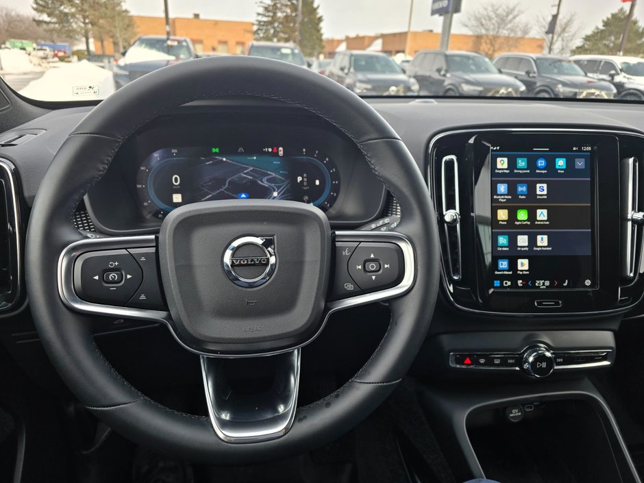 2025 Volvo XC40 PLUS DARK THEME-26