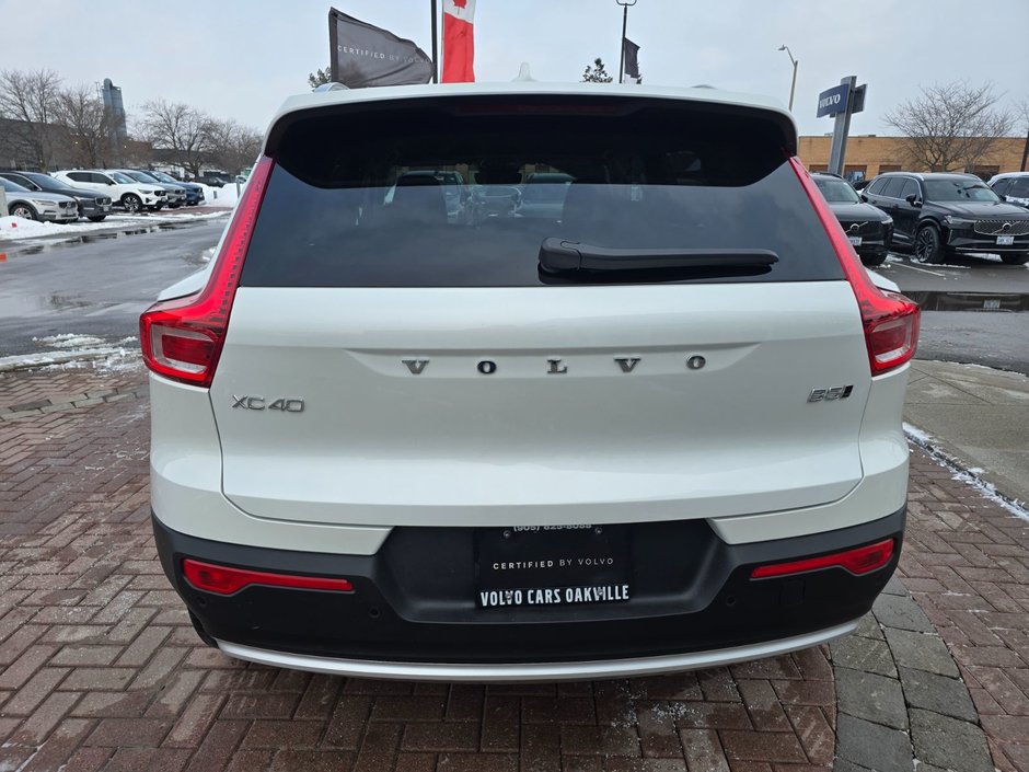 2025 Volvo XC40 CORE BRIGHT THEME-13