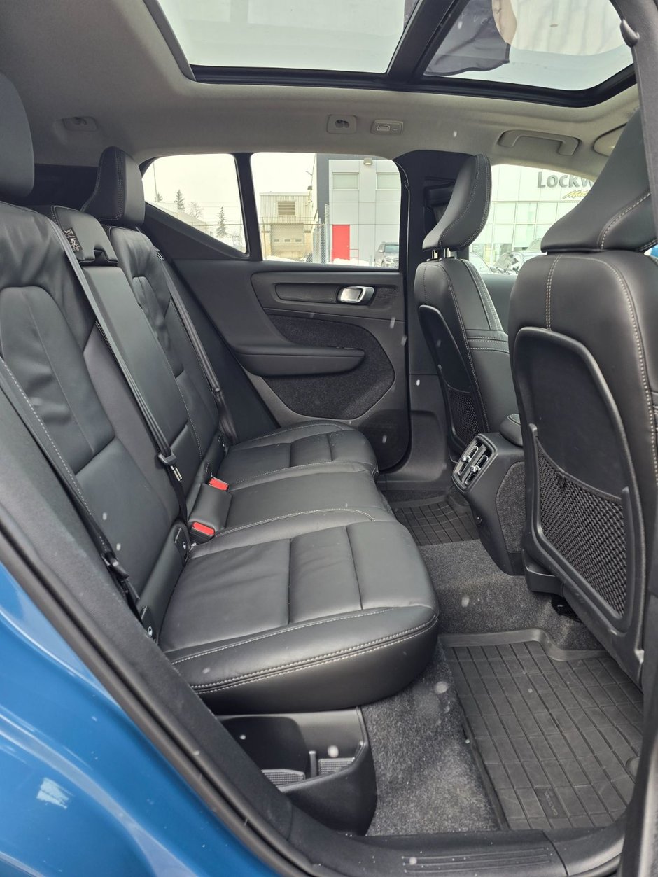 2025 Volvo XC40 PLUS BRIGHT THEME-19