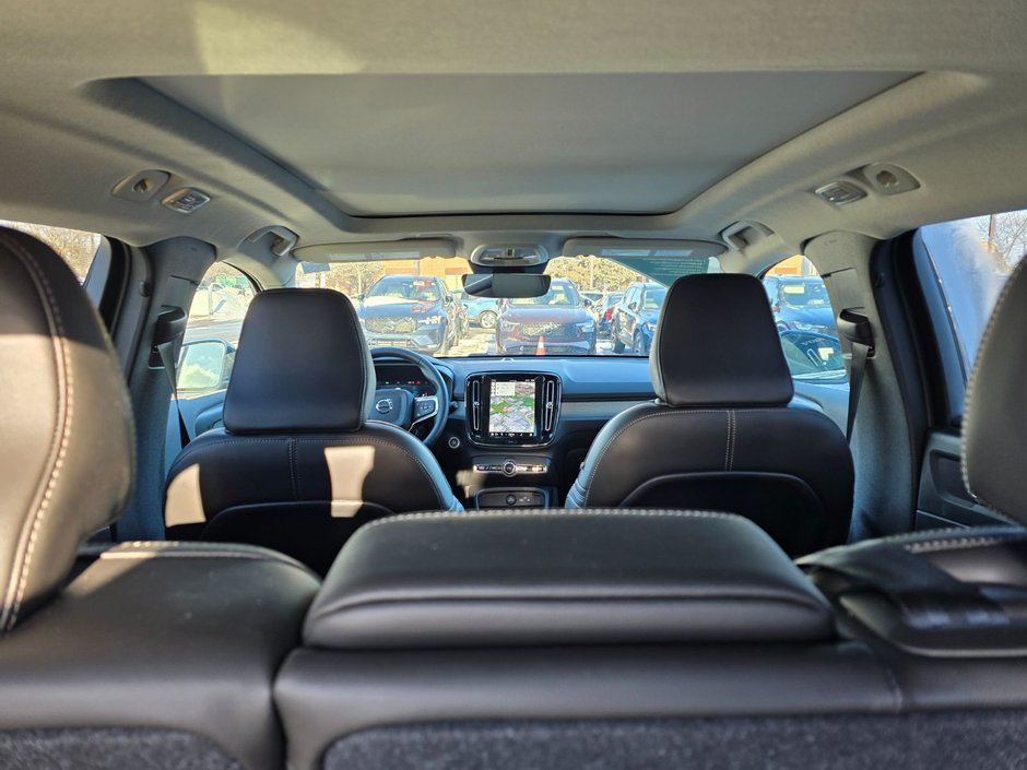 2025 Volvo XC40 PLUS BRIGHT THEME-6