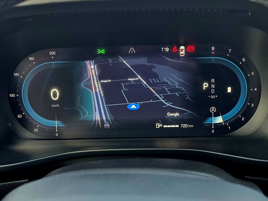 2025 Volvo XC40 PLUS DARK THEME-26