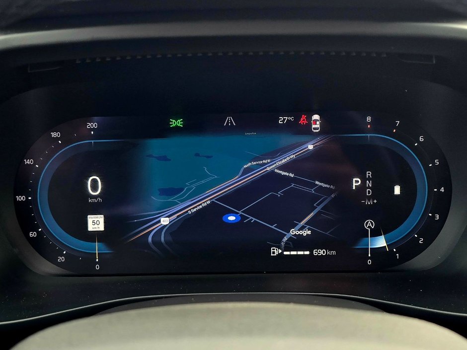 2025 Volvo XC40 PLUS DARK THEME-26