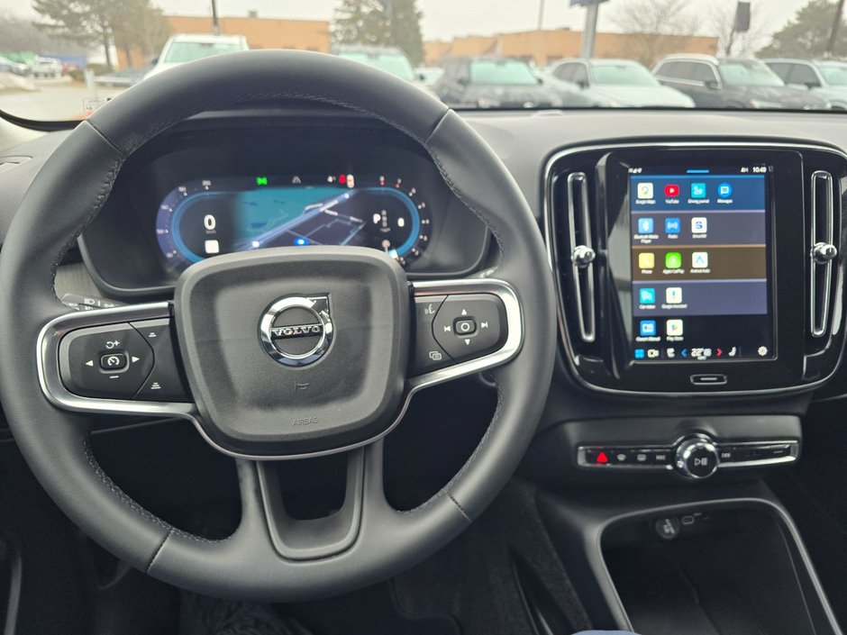 2025 Volvo XC40 CORE BRIGHT THEME-27