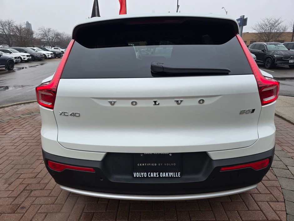 2025 Volvo XC40 CORE BRIGHT THEME-13