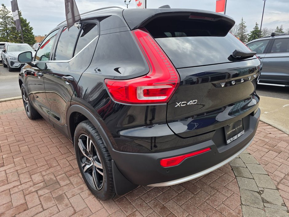 2025 Volvo XC40 CORE BRIGHT THEME-11