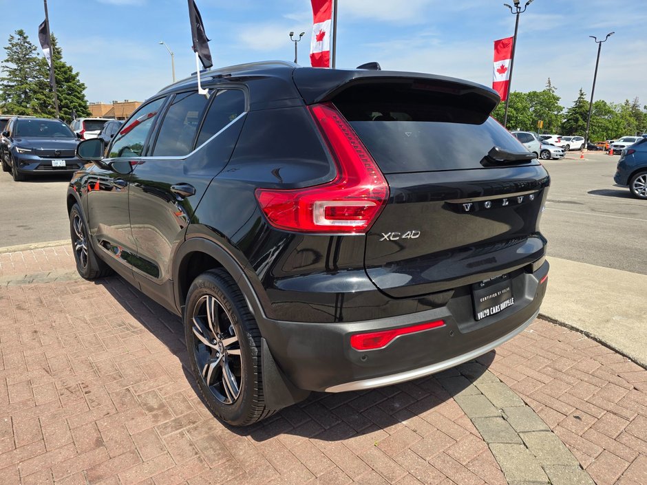 2025 Volvo XC40 CORE BRIGHT THEME-11