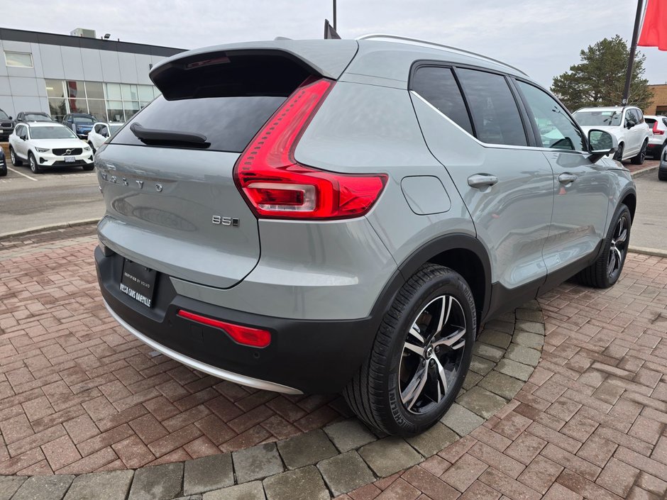 2025 Volvo XC40 CORE BRIGHT THEME-14