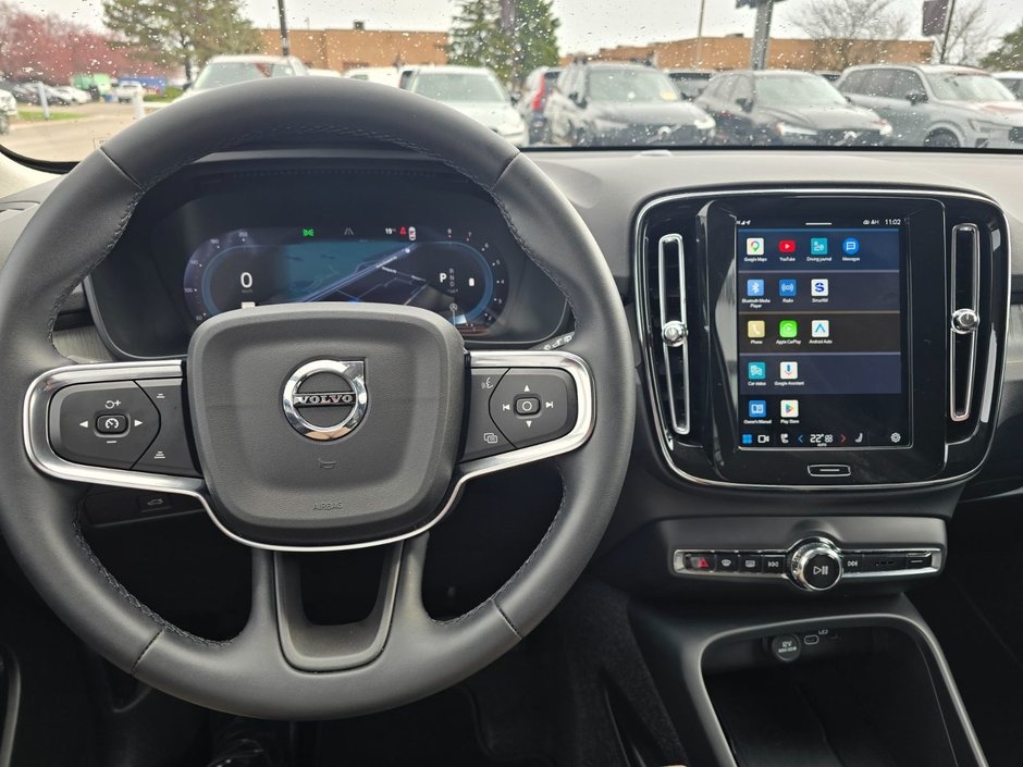 2025 Volvo XC40 CORE BRIGHT THEME-27