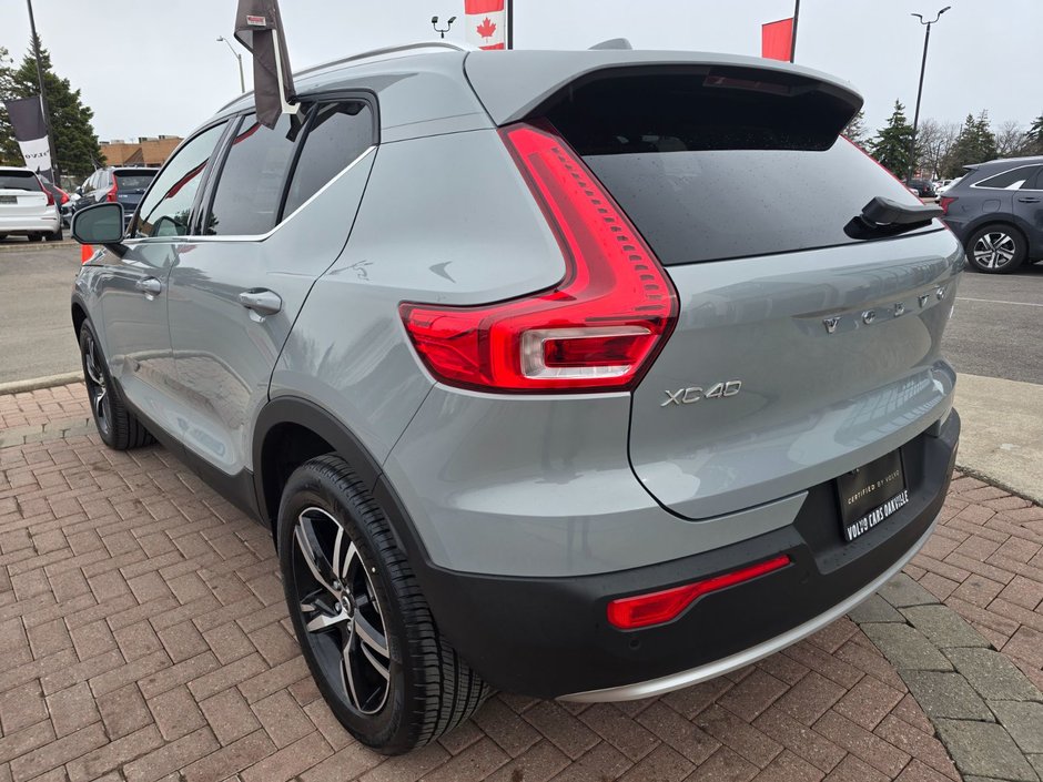 2025 Volvo XC40 CORE BRIGHT THEME-11