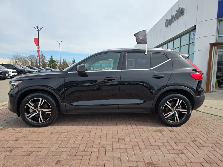 2025 Volvo XC40 CORE BRIGHT THEME-9