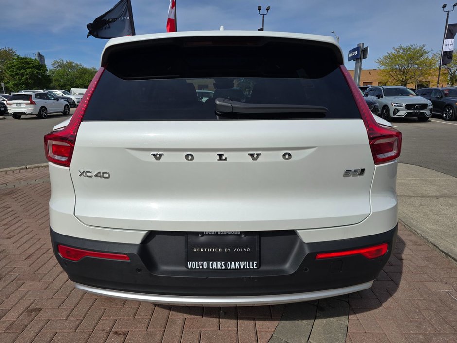 2025 Volvo XC40 CORE BRIGHT THEME-13