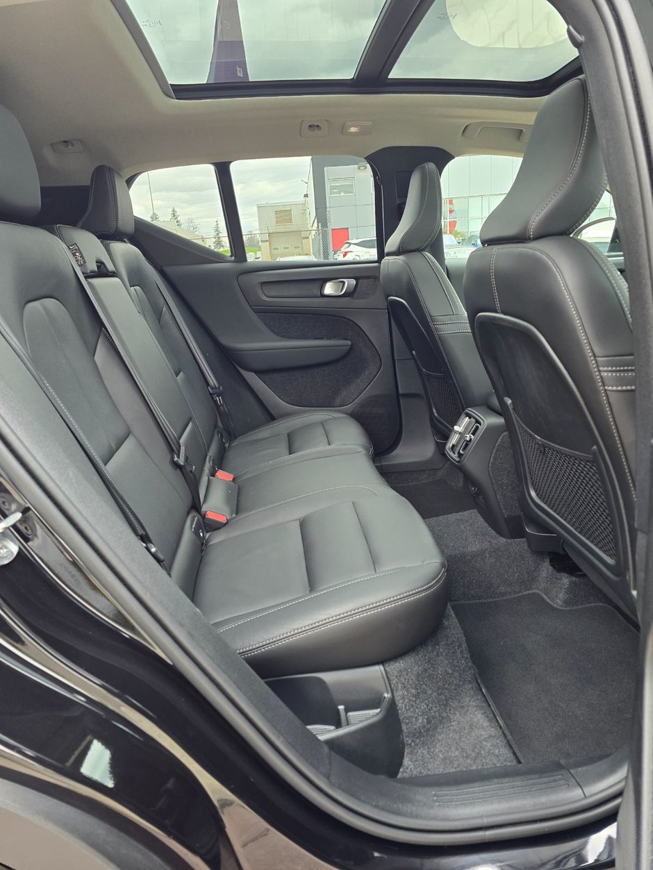 2025 Volvo XC40 CORE BRIGHT THEME-19