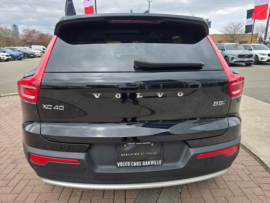 2025 Volvo XC40 CORE BRIGHT THEME-13