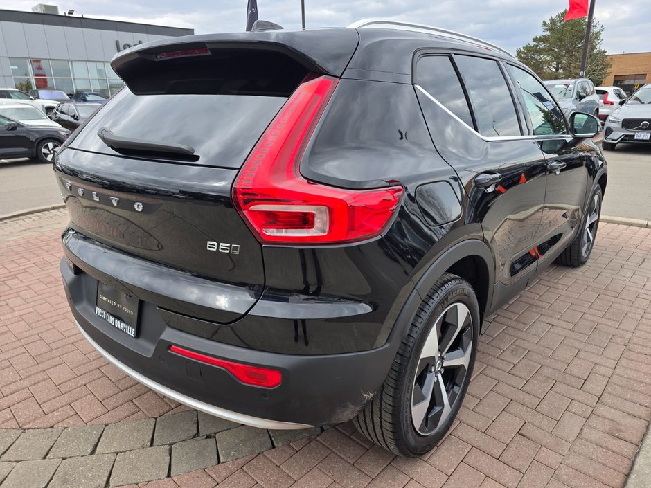 2025 Volvo XC40 CORE BRIGHT THEME-14