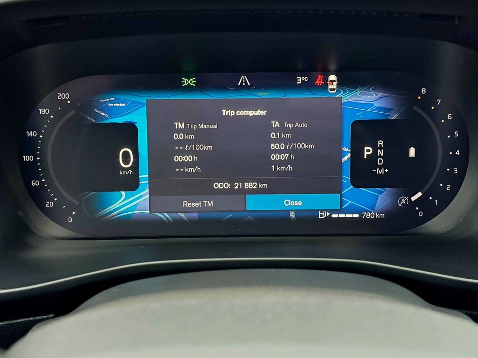 2025 Volvo XC40 CORE BRIGHT THEME-1
