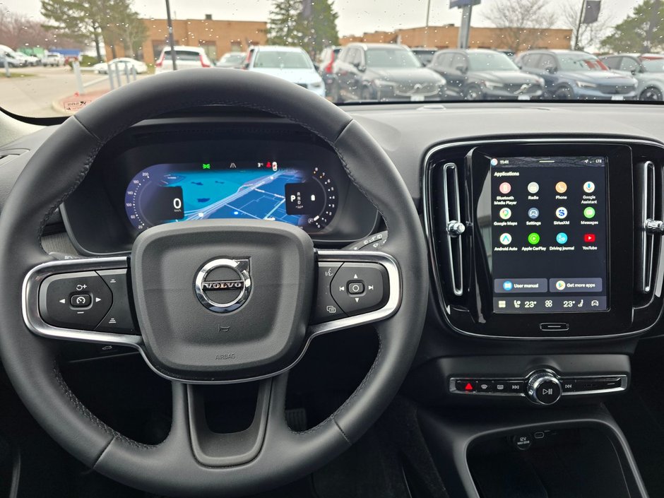 2025 Volvo XC40 CORE BRIGHT THEME-27